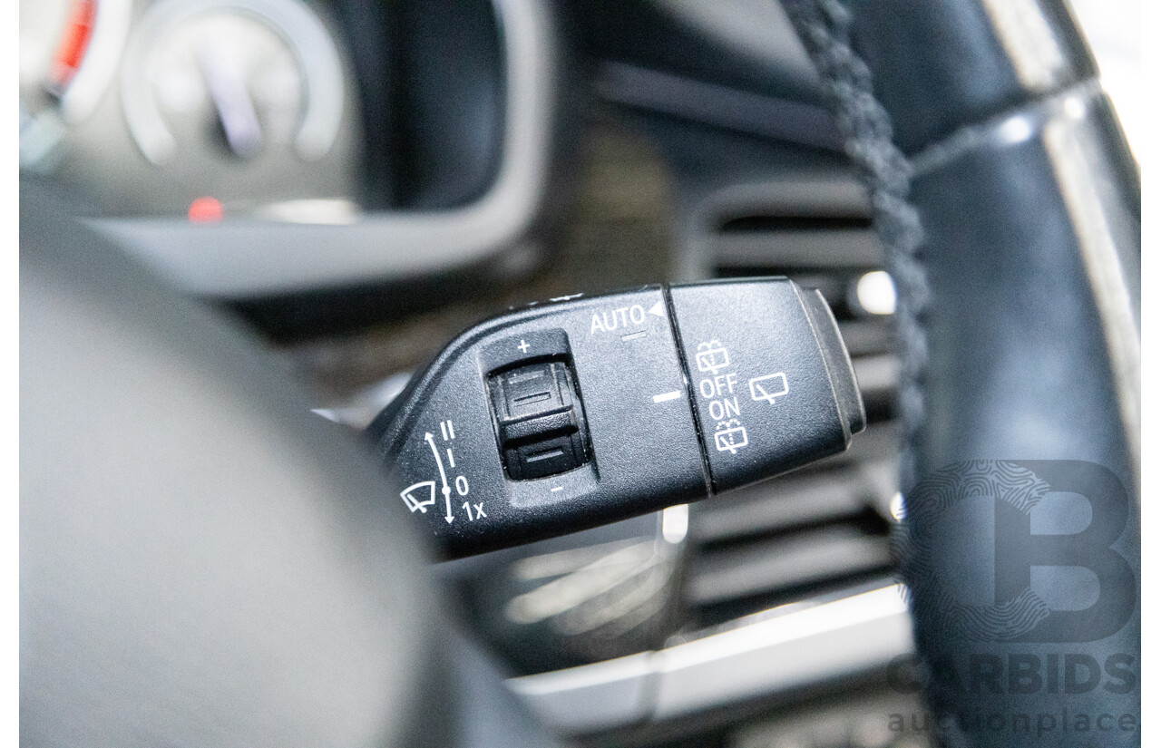 11/2013 BMW X5 xDrive30d (AWD) F15 4D Wagon Metallic Black Turbo Diesel 3.0L - 7 Seater