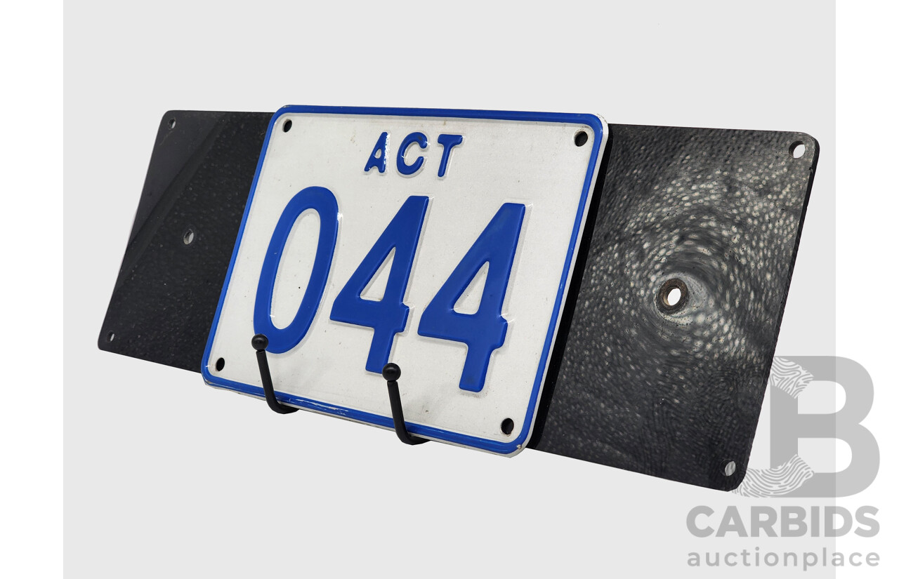 ACT Alpha Numeric Number Plate O44 (Letter O, Number 4, Number 4)