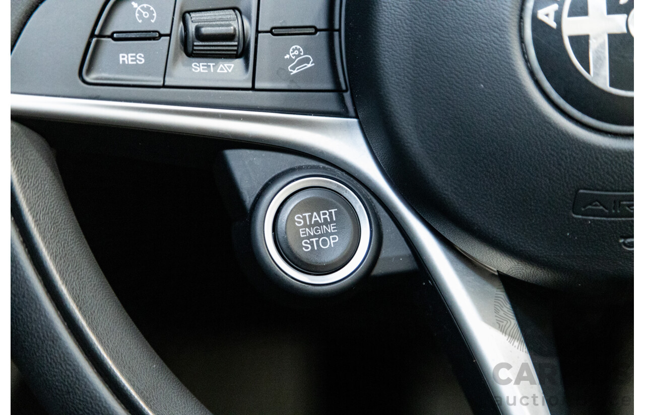 07/2020 Alfa Romeo Stelvio Q4 (AWD) 949 4D Wagon Metallic Black Turbo Diesel 2.1L