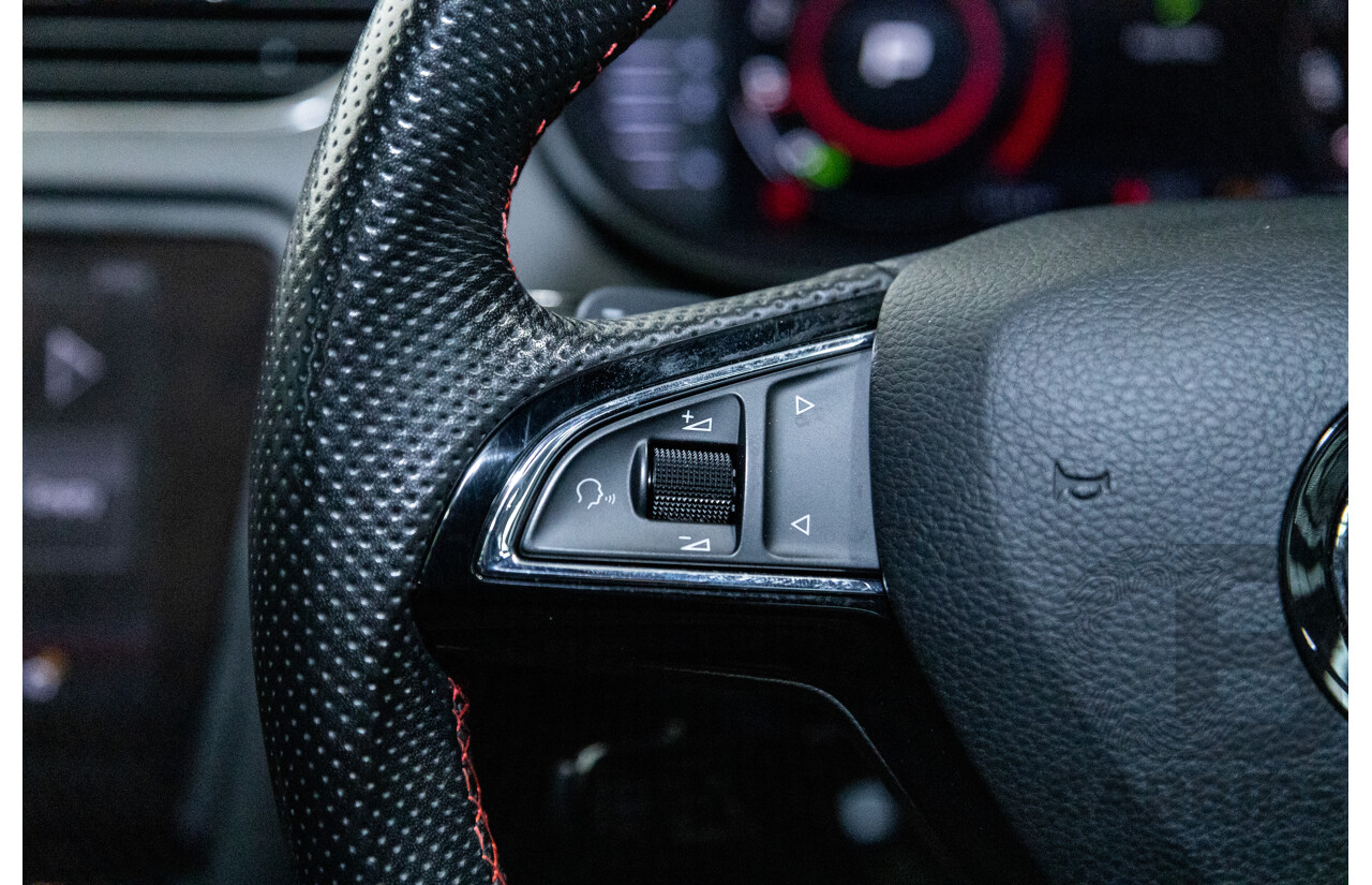 05/2019 Skoda Octavia RS 245 180 TSI NE MY19 4D Wagon Metallic Black Turbo 2.0L