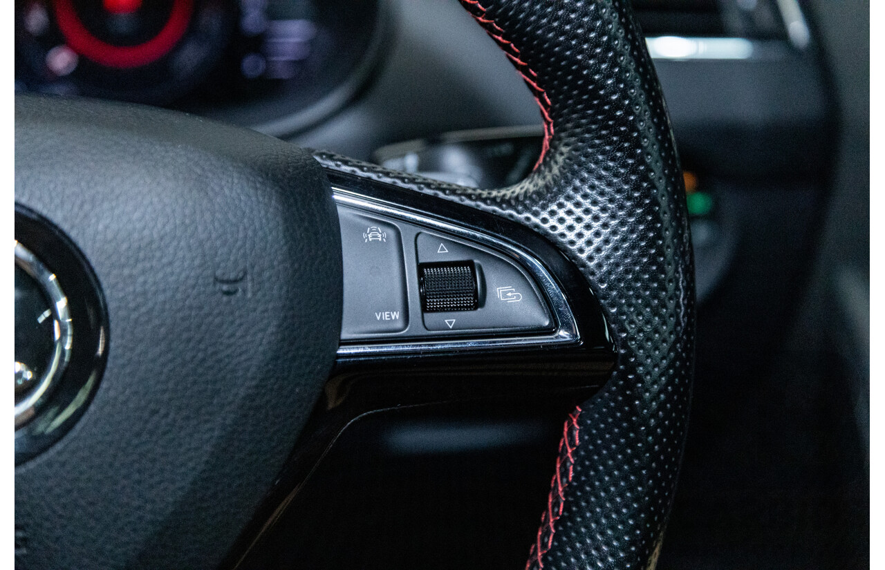 05/2019 Skoda Octavia RS 245 180 TSI NE MY19 4D Wagon Metallic Black Turbo 2.0L