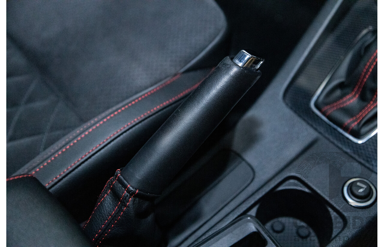 05/2019 Skoda Octavia RS 245 180 TSI NE MY19 4D Wagon Metallic Black Turbo 2.0L