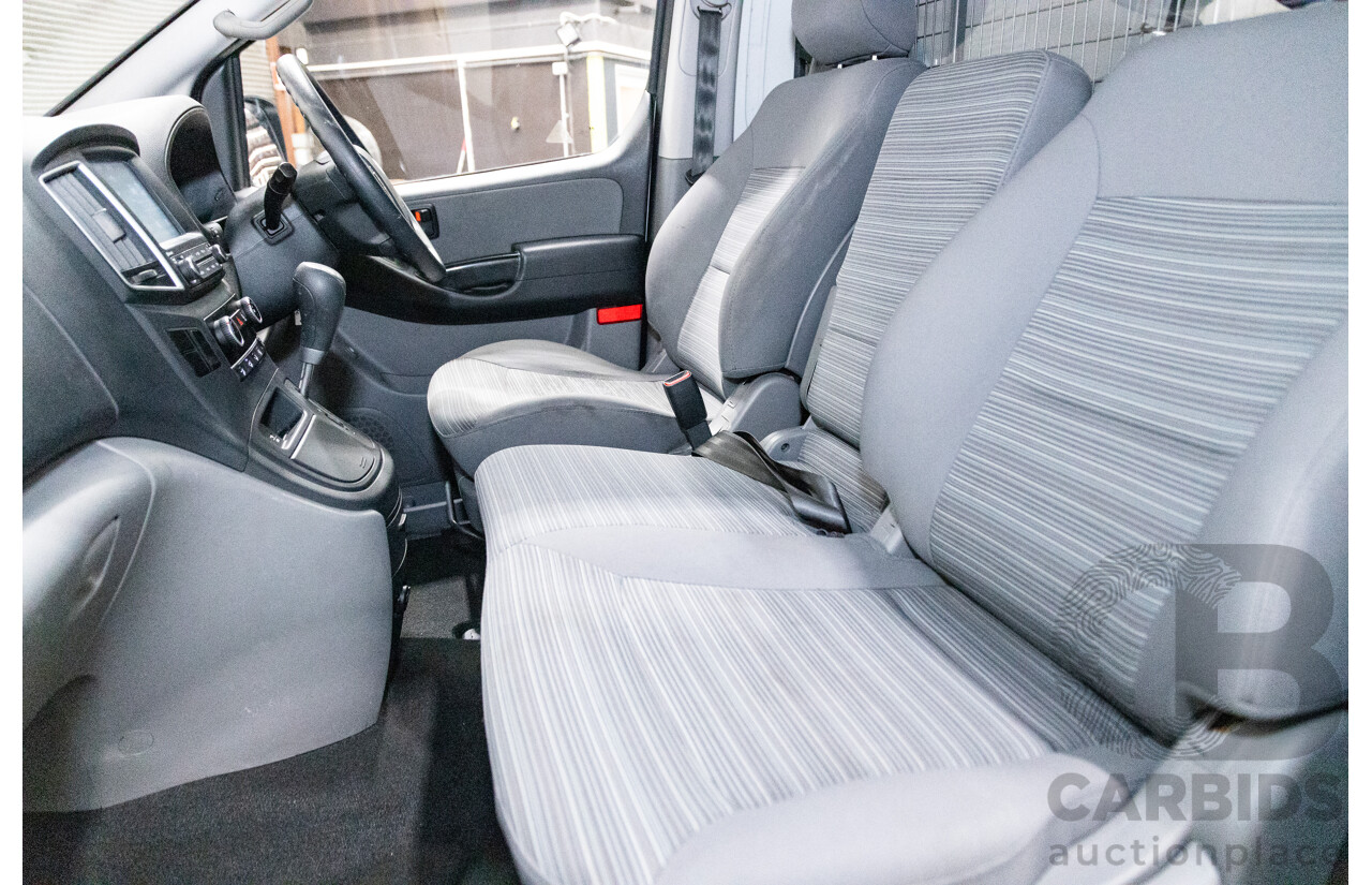09/2020 Hyundai iLoad 3S LIFTBACK TQ4 MY21 4D Van White Turbo Diesel 2.5L