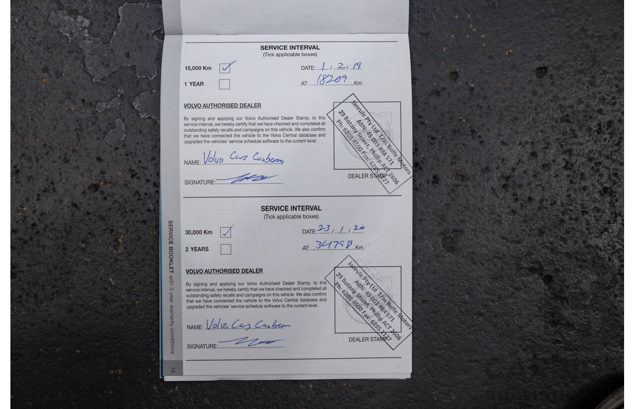 11/2016 Volvo XC90 D5 R-Design (AWD) 256 MY17 4D Wagon Grey Twin Turbo Diesel 2.0L - 7 Seater