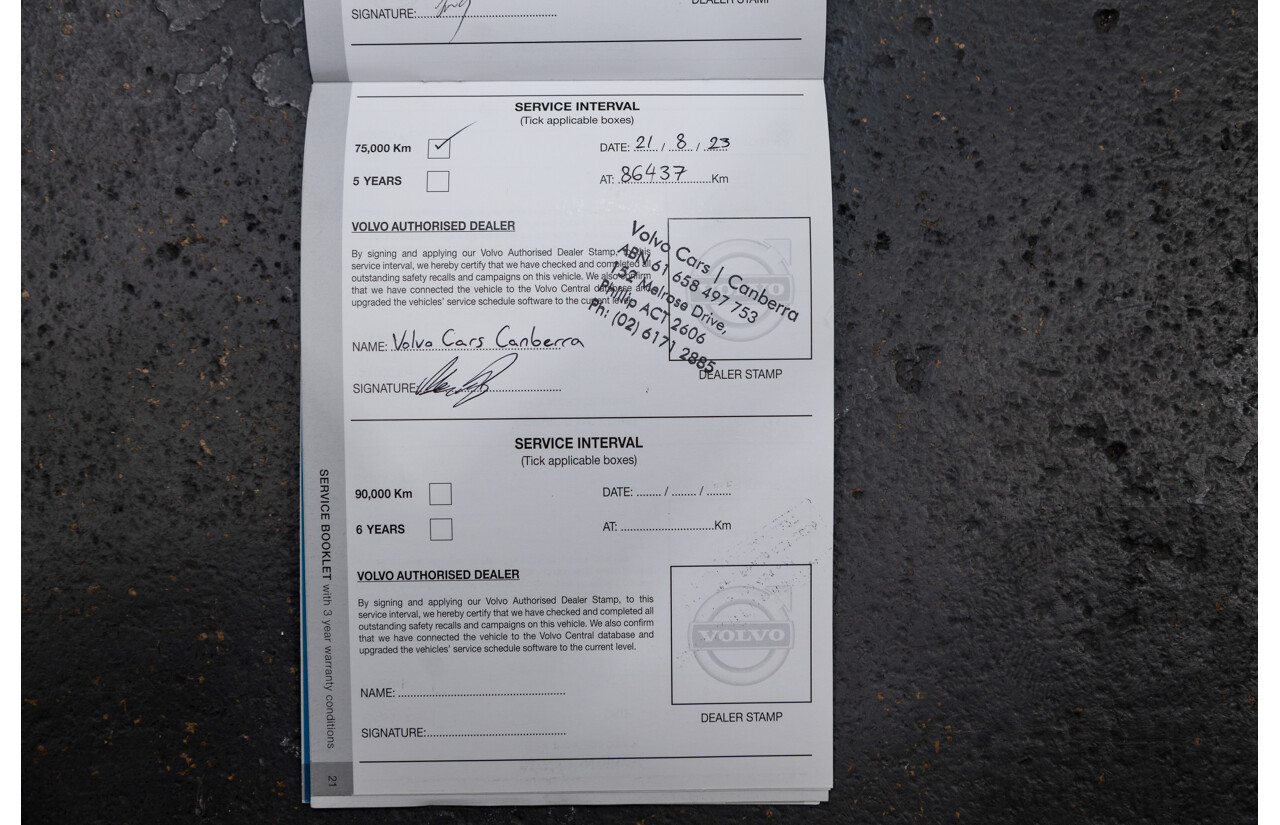 11/2016 Volvo XC90 D5 R-Design (AWD) 256 MY17 4D Wagon Grey Twin Turbo Diesel 2.0L - 7 Seater