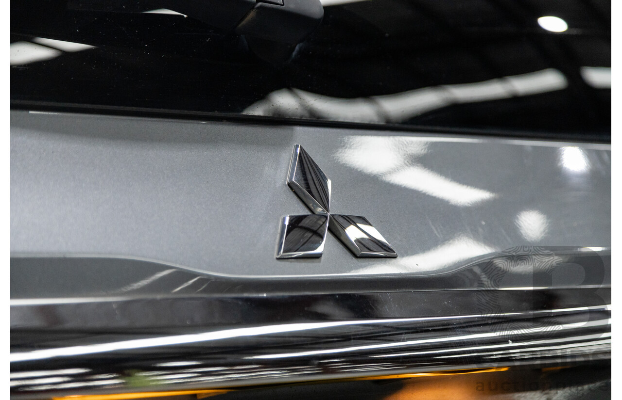 10/2016 Mitsubishi Pajero Sport GLX (4x4) MY16 4D Wagon Grey Turbo Diesel 2.4L