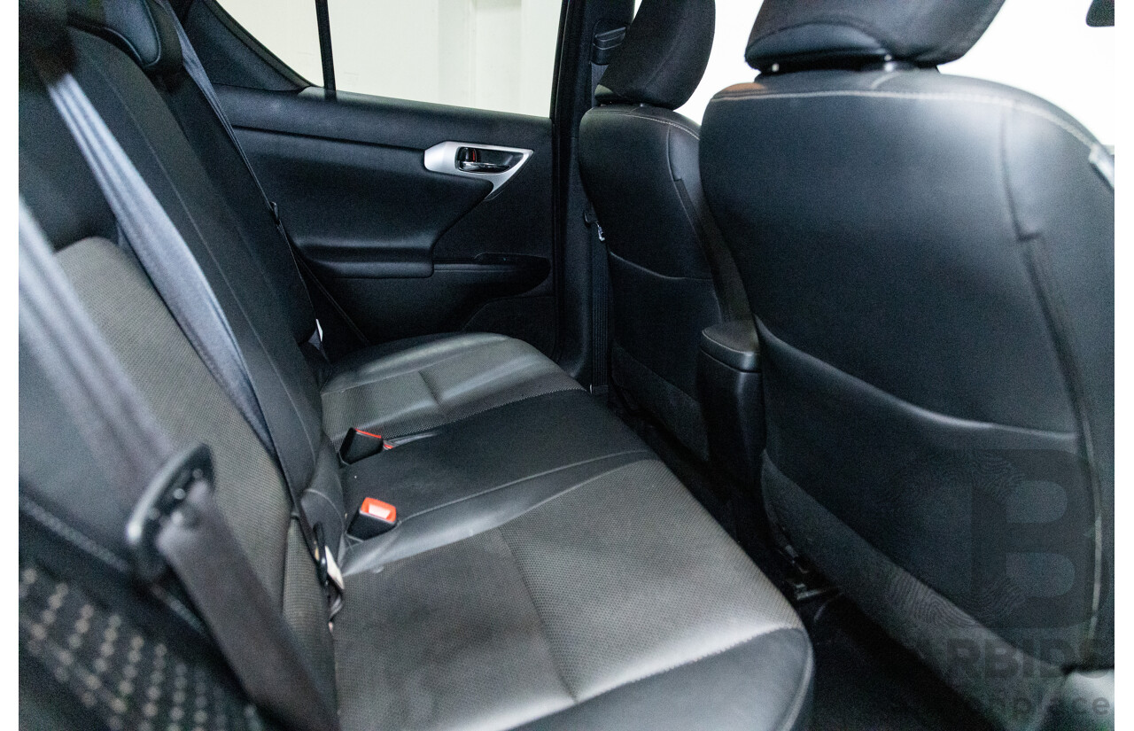 03/2013 Lexus CT 200H Hybrid F-Sport ZWA10R MY13 Upgrade 5D Hatchback Silver 1.8L - Hybrid