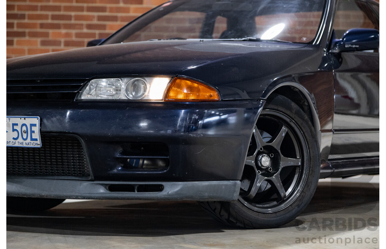 01/1989 Nissan Skyline R32 GT-R Series 1 (AWD) 2d Coupe TH1 Dark Blue Pearl Twin Turbo 2.6L - Import