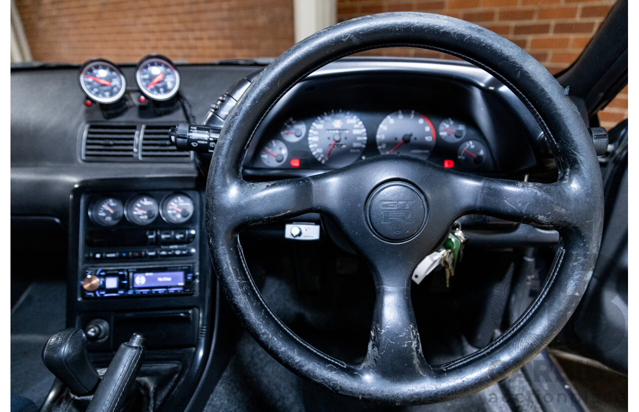 01/1989 Nissan Skyline R32 GT-R Series 1 (AWD) 2d Coupe TH1 Dark Blue Pearl Twin Turbo 2.6L - Import