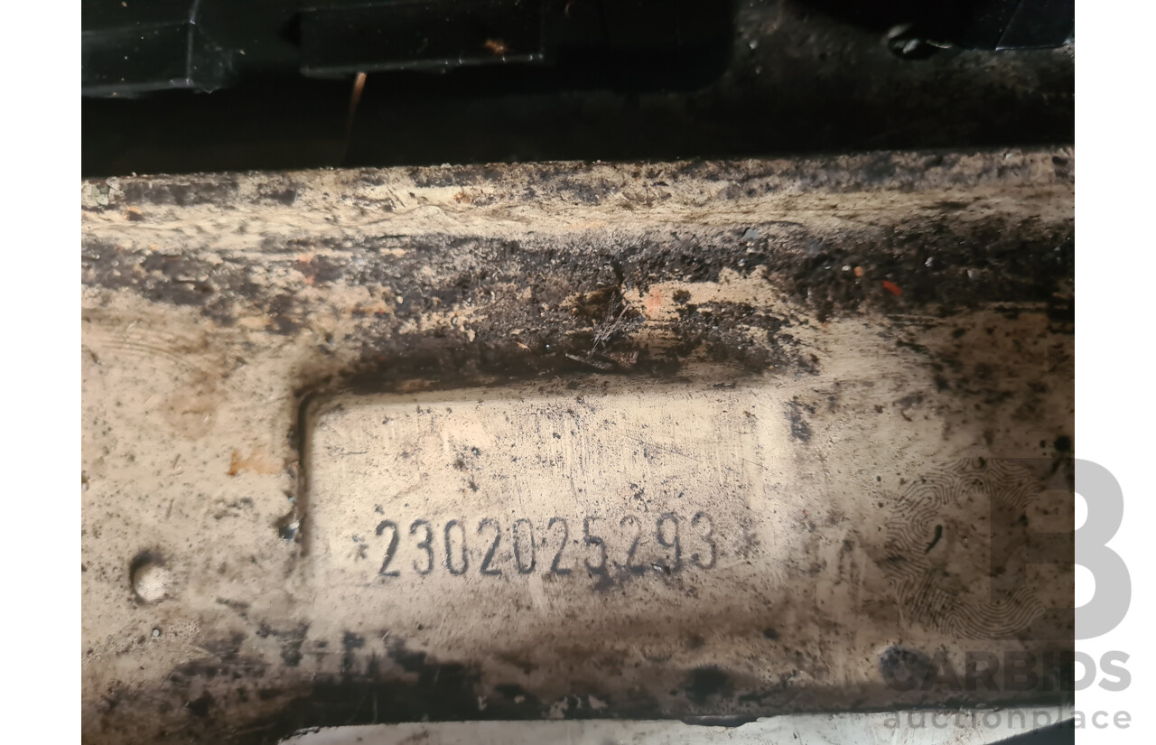 1/1970 Volkswagen Kombi Type 2 T2 Microbus Transporter Van Antarctica White 1.8L