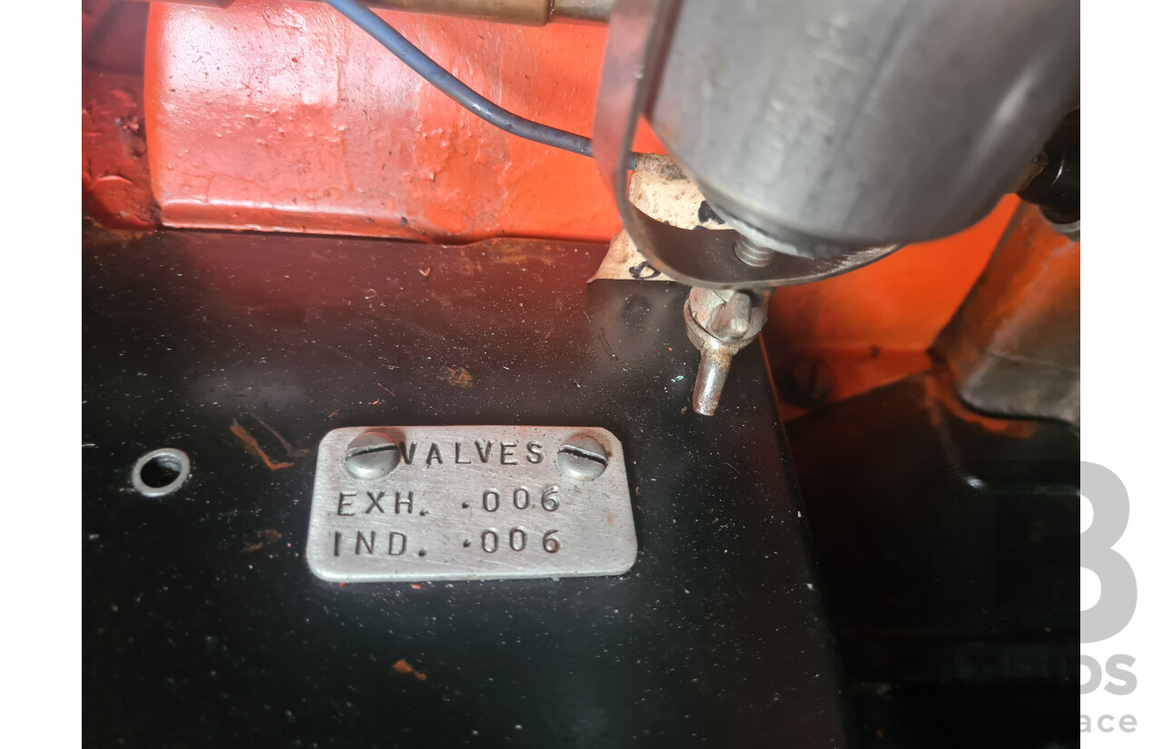 1/1970 Volkswagen Kombi Type 2 T2 Microbus Transporter Van Antarctica White 1.8L