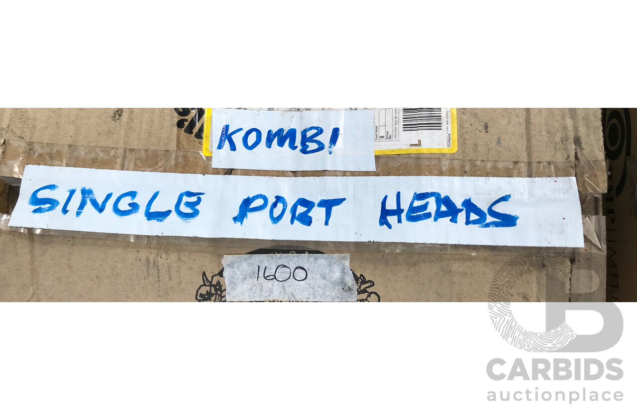 1/1970 Volkswagen Kombi Type 2 T2 Microbus Transporter Van Antarctica White 1.8L