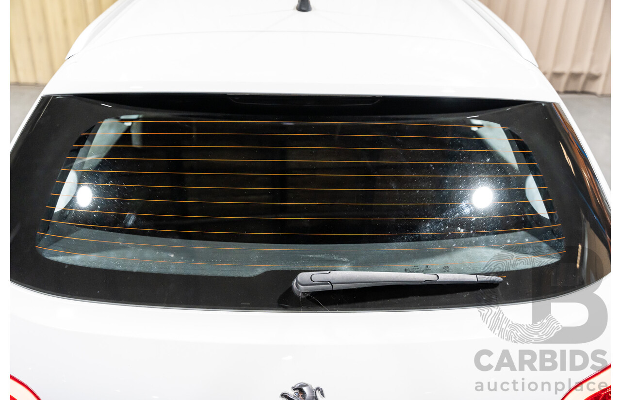 8/2018 Peugeot 308 Touring Allure T9 MY18 4d Wagon White Turbo Diesel 2.0L