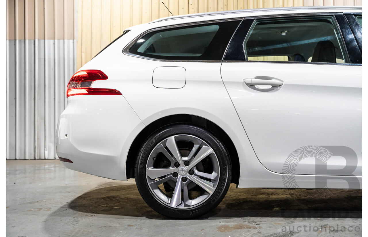 8/2018 Peugeot 308 Touring Allure T9 MY18 4d Wagon White Turbo Diesel 2.0L