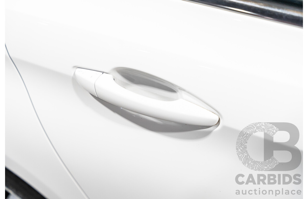 8/2018 Peugeot 308 Touring Allure T9 MY18 4d Wagon White Turbo Diesel 2.0L