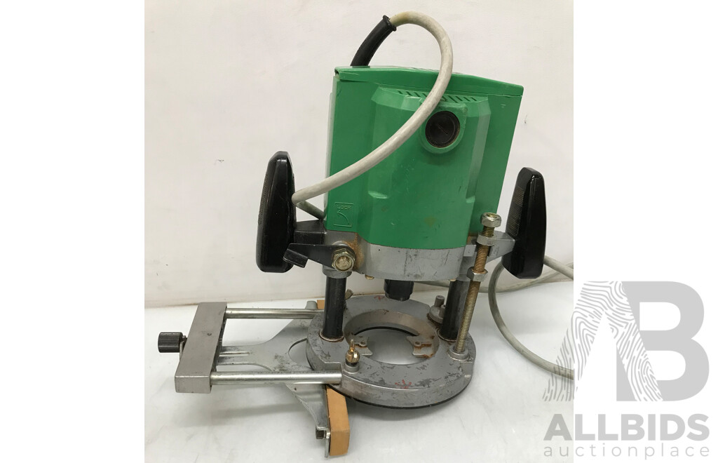 Hitachi (TR-12) 1300W Electric - Lot 1535778 | ALLBIDS