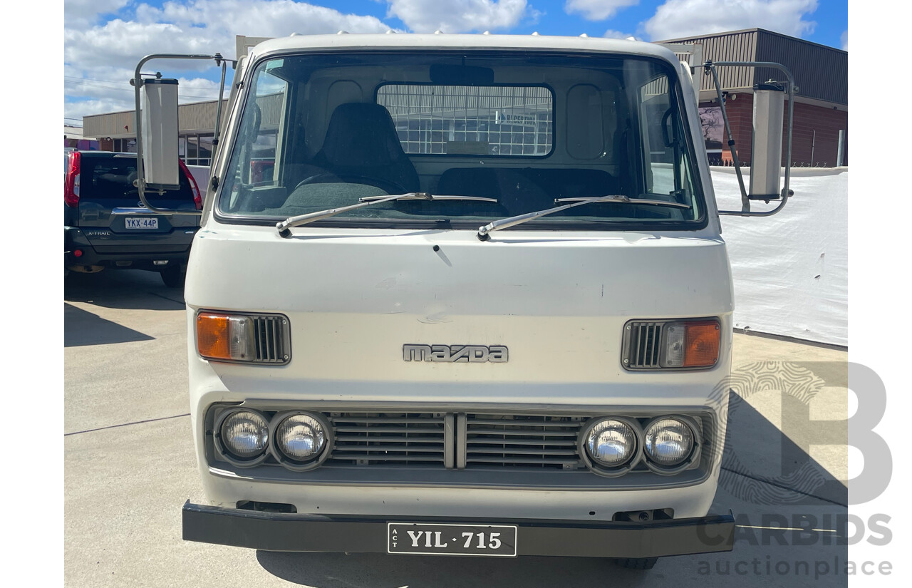 1977 Mazda E2000 Tabletop 2.0L