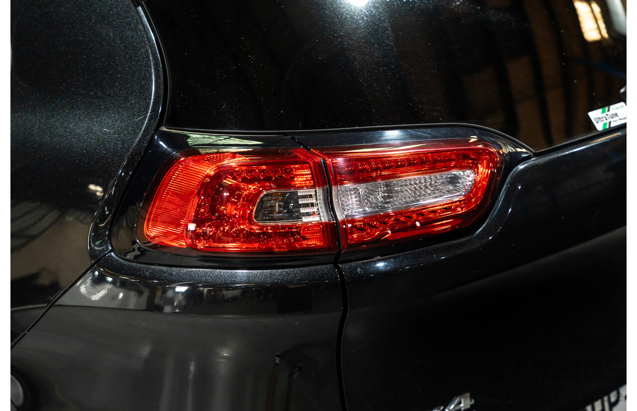 7/2016 Jeep Cherokee Limited (4x4) 4d Wagon Metallic Black Turbo Diesel 2.0L