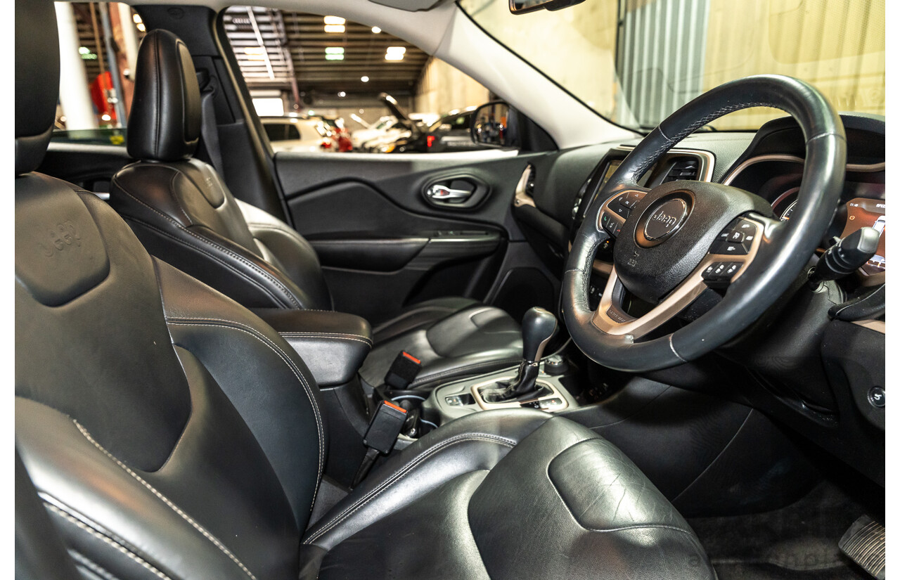 7/2016 Jeep Cherokee Limited (4x4) 4d Wagon Metallic Black Turbo Diesel 2.0L