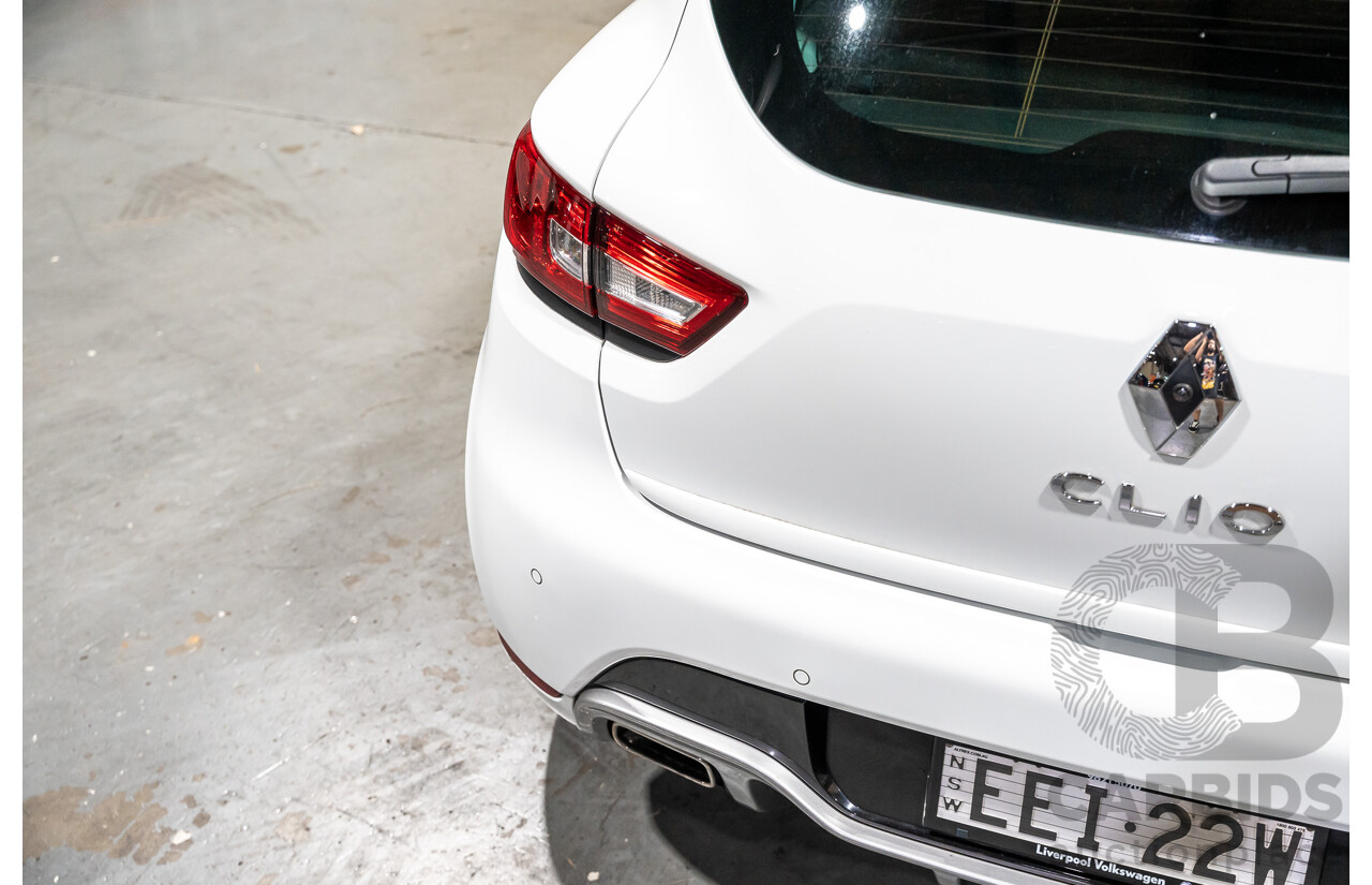 12/2014 Renault Clio RS 200 Sport X98 5d Hatchback White Turbo 1.6L