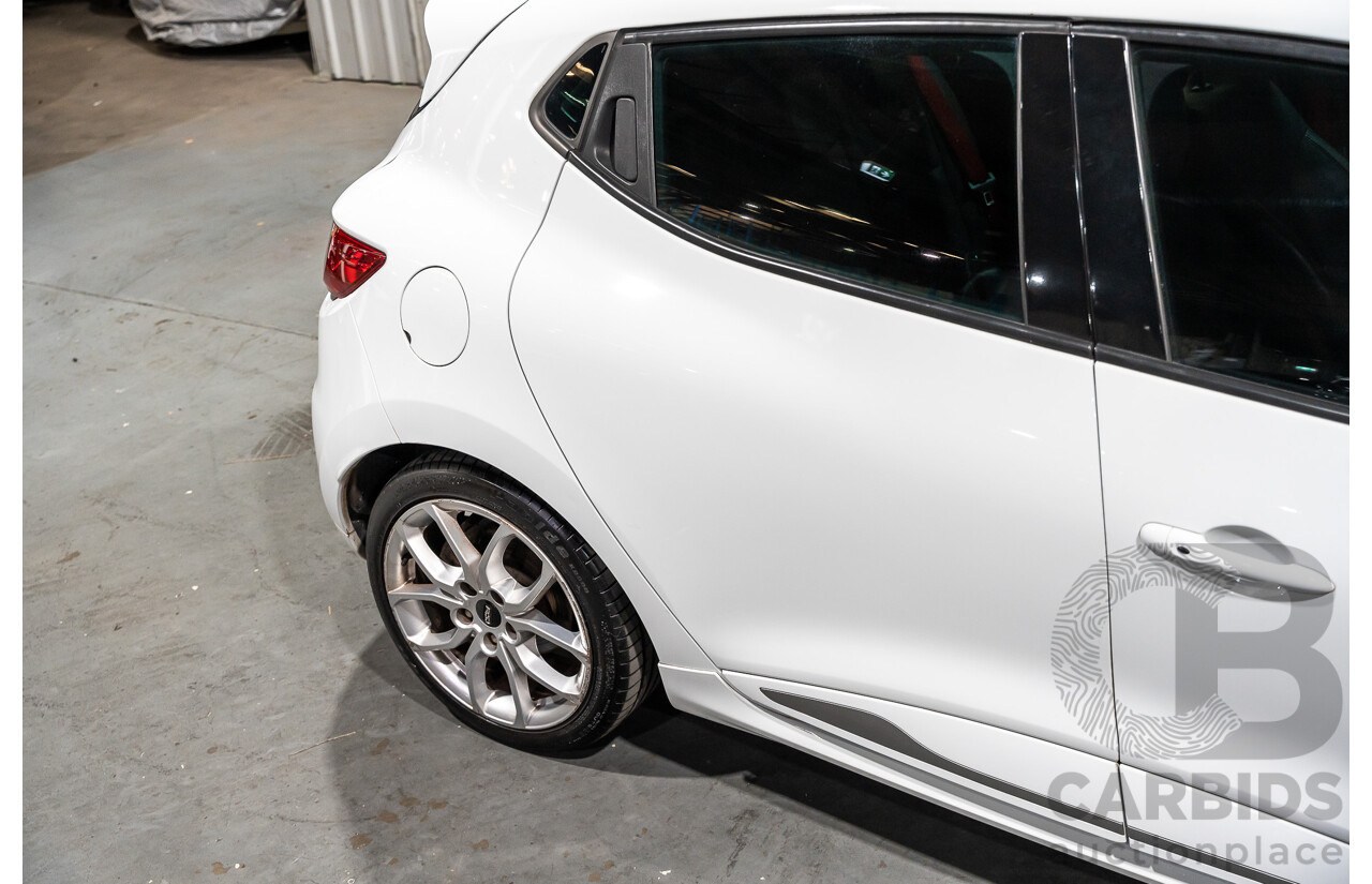 12/2014 Renault Clio RS 200 Sport X98 5d Hatchback White Turbo 1.6L