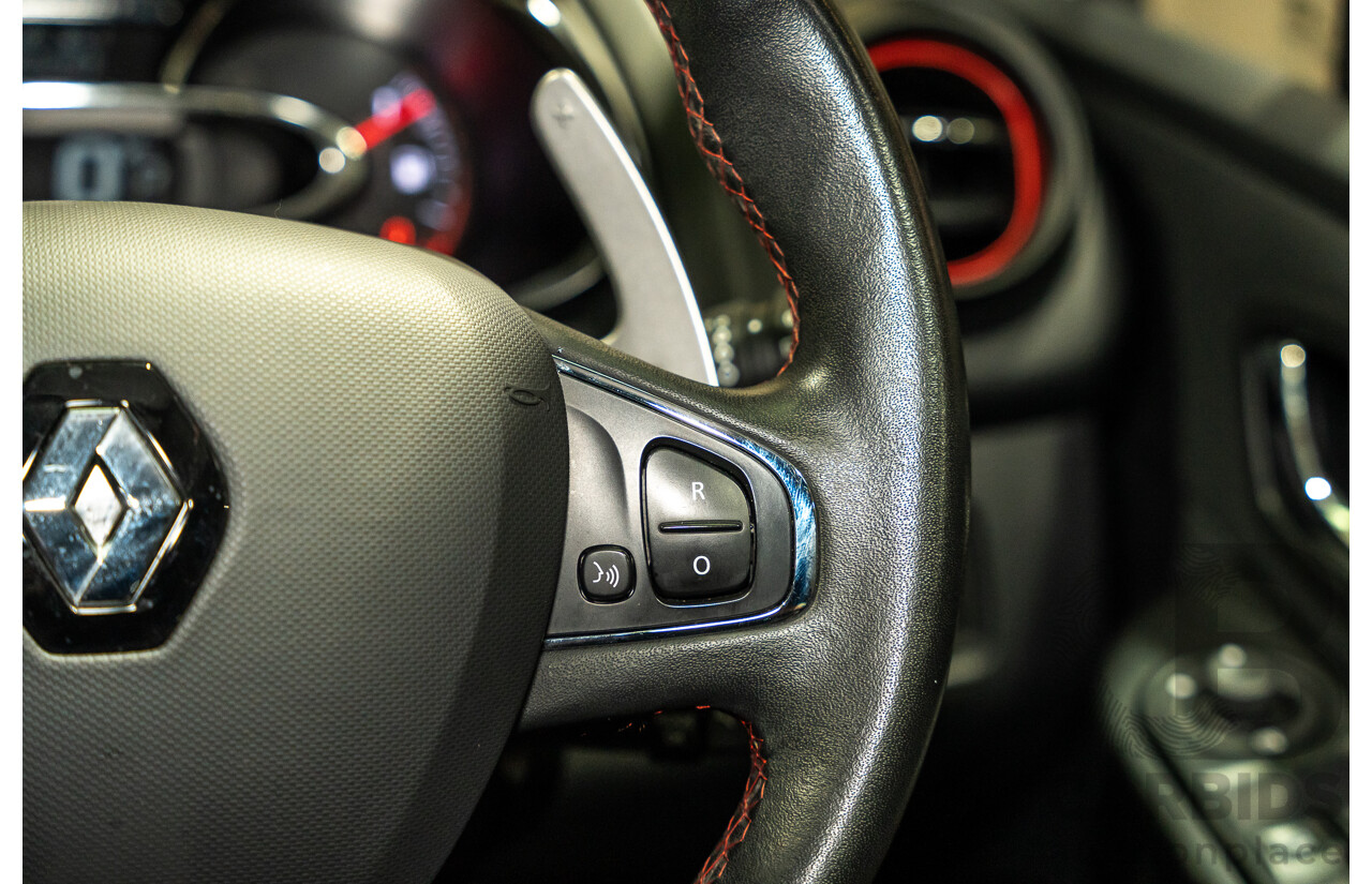 12/2014 Renault Clio RS 200 Sport X98 5d Hatchback White Turbo 1.6L