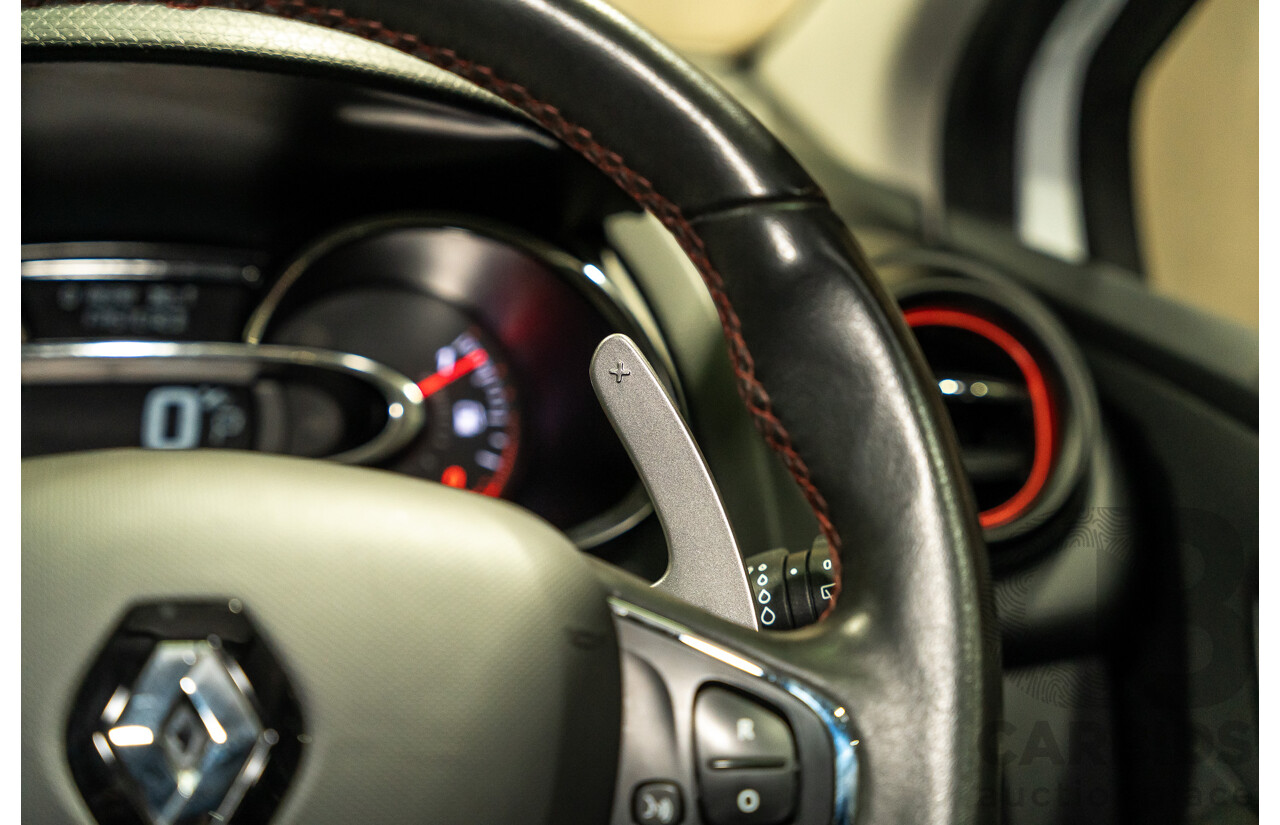 12/2014 Renault Clio RS 200 Sport X98 5d Hatchback White Turbo 1.6L