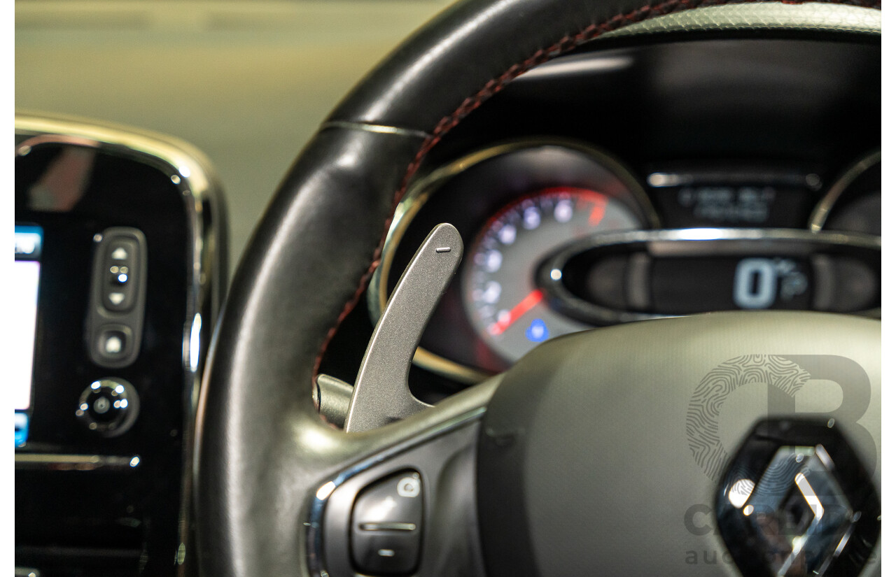 12/2014 Renault Clio RS 200 Sport X98 5d Hatchback White Turbo 1.6L