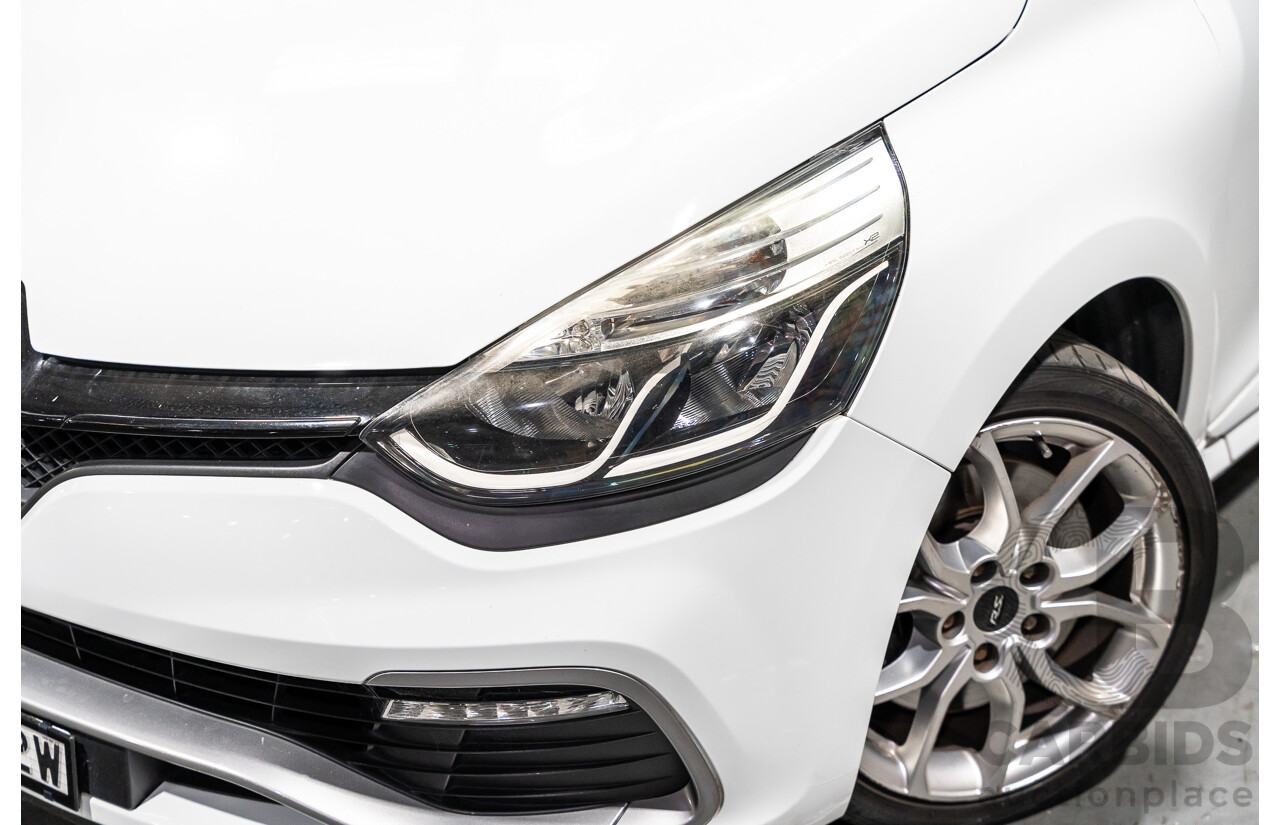 12/2014 Renault Clio RS 200 Sport X98 5d Hatchback White Turbo 1.6L