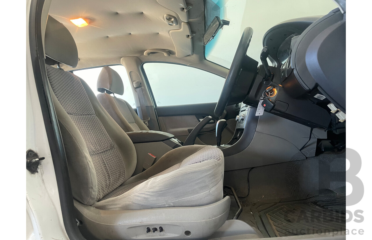 08/2005 Ford Falcon XT (LPG) RWD BA MKII 4D Wagon White 4.0L