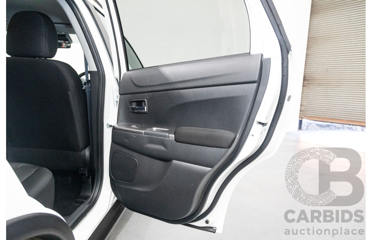 11/2021 Mitsubishi ASX ES Plus XD MY22 4D Wagon White 2.0L