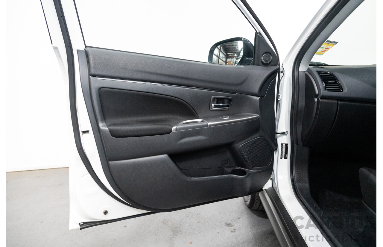 11/2021 Mitsubishi ASX ES Plus XD MY22 4D Wagon White 2.0L