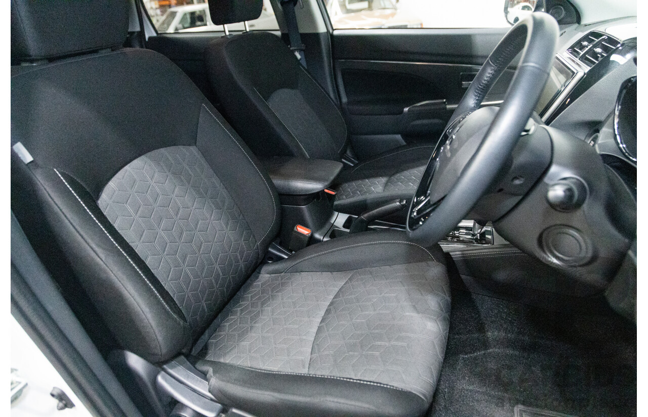 11/2021 Mitsubishi ASX ES Plus XD MY22 4D Wagon White 2.0L