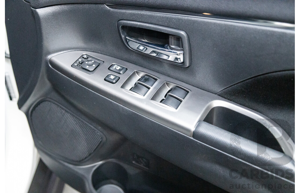 11/2021 Mitsubishi ASX ES Plus XD MY22 4D Wagon White 2.0L