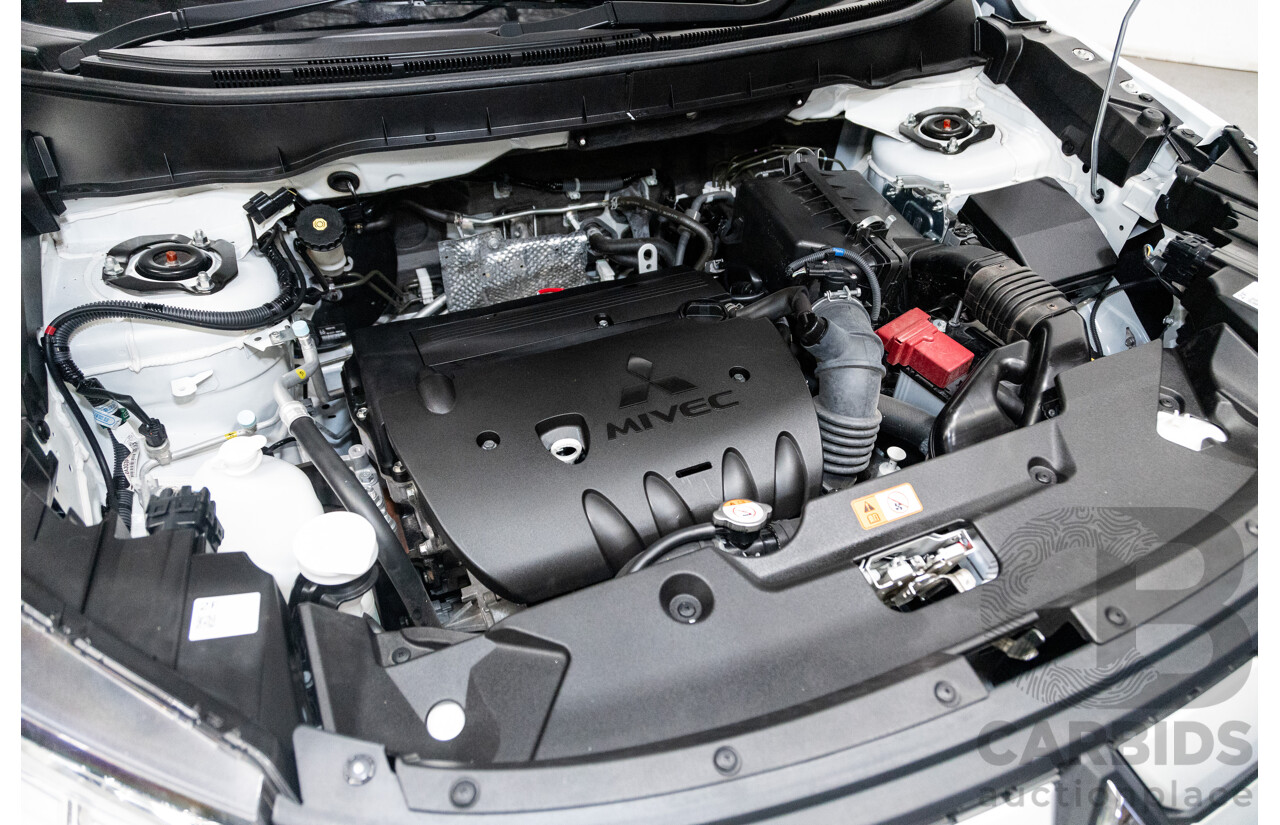 11/2021 Mitsubishi ASX ES Plus XD MY22 4D Wagon White 2.0L