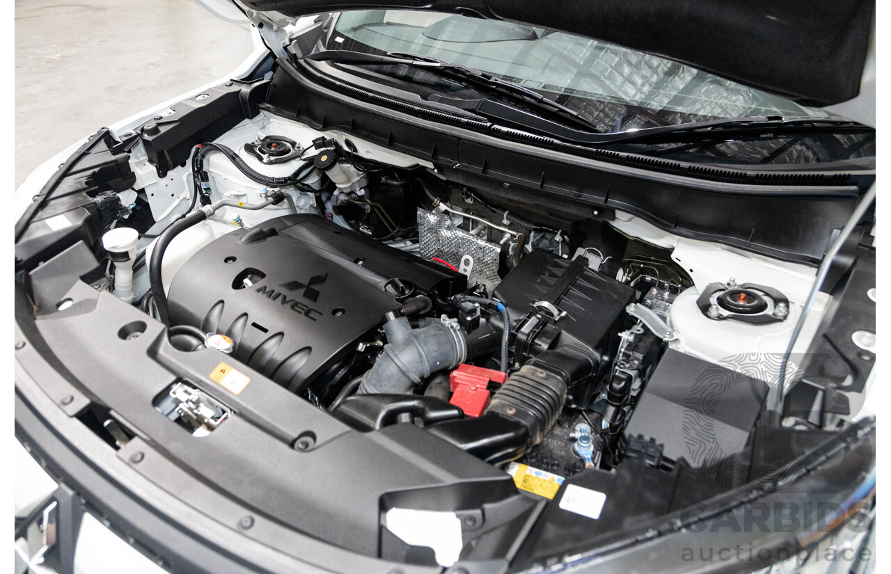 11/2021 Mitsubishi ASX ES Plus XD MY22 4D Wagon White 2.0L