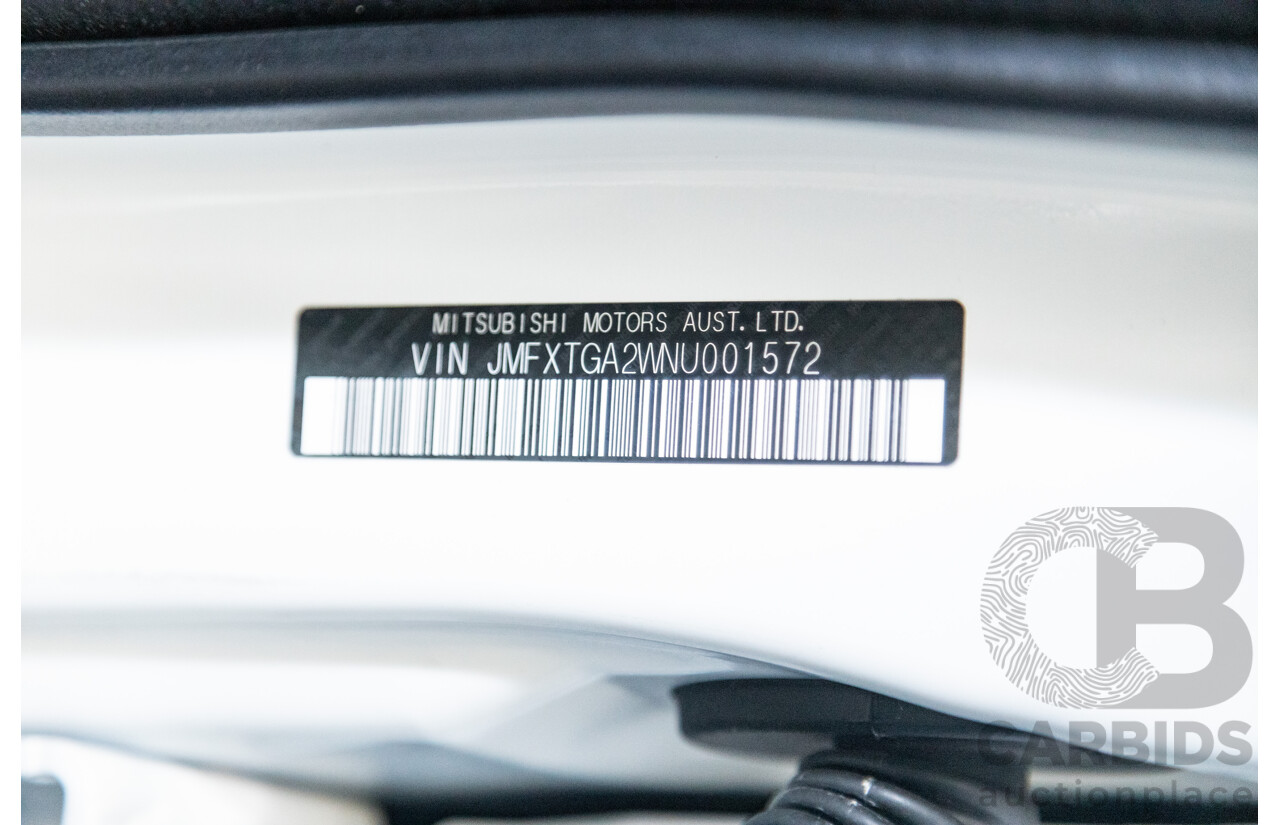 11/2021 Mitsubishi ASX ES Plus XD MY22 4D Wagon White 2.0L