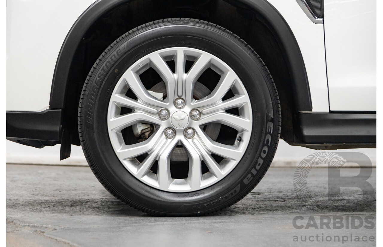 11/2021 Mitsubishi ASX ES Plus XD MY22 4D Wagon White 2.0L