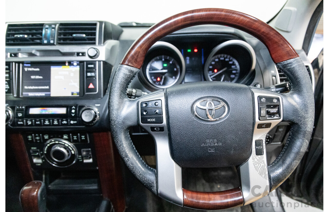 10/2013 Toyota Landcruiser Prado Kakadu (4x4) KDJ150R MY14 4D Wagon Grey Turbo Diesel 3.0L - 7 seater