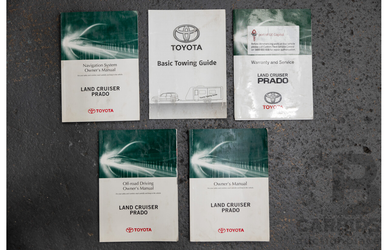 10/2013 Toyota Landcruiser Prado Kakadu (4x4) KDJ150R MY14 4D Wagon Grey Turbo Diesel 3.0L - 7 seater