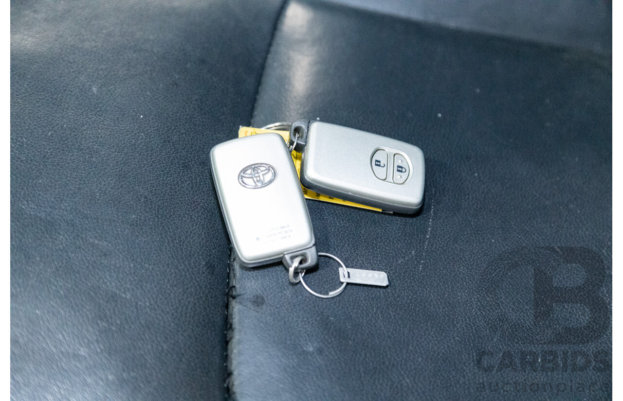 10/2013 Toyota Landcruiser Prado Kakadu (4x4) KDJ150R MY14 4D Wagon Grey Turbo Diesel 3.0L - 7 seater