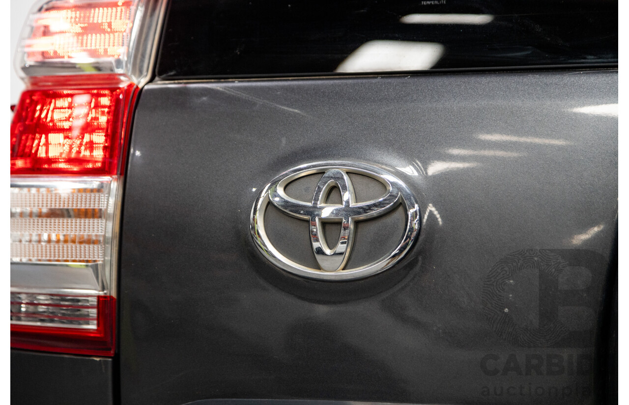 10/2013 Toyota Landcruiser Prado Kakadu (4x4) KDJ150R MY14 4D Wagon Grey Turbo Diesel 3.0L - 7 seater