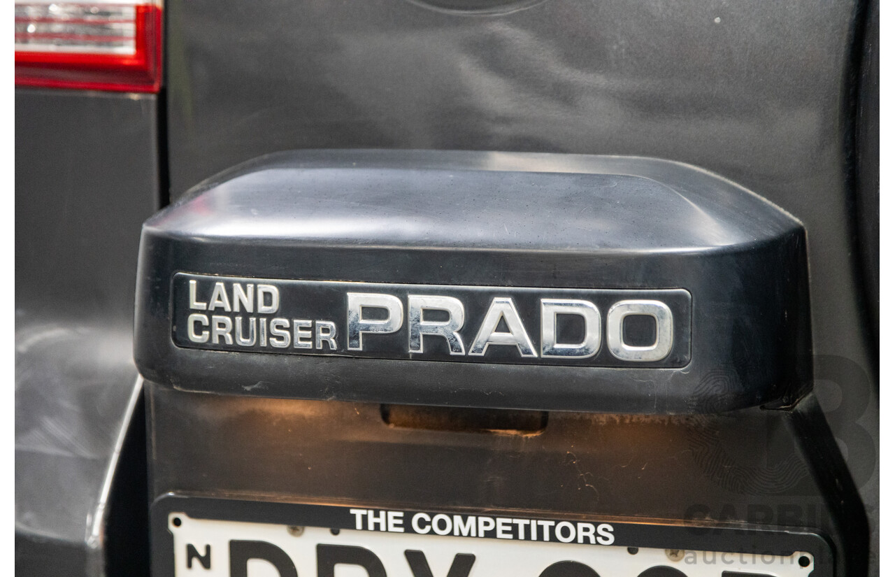 10/2013 Toyota Landcruiser Prado Kakadu (4x4) KDJ150R MY14 4D Wagon Grey Turbo Diesel 3.0L - 7 seater