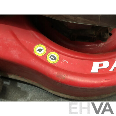 Victa 2 Stroke Pace Lawnmower with Catcher