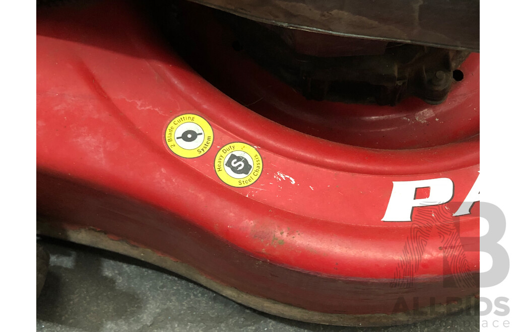 Victa 2 Stroke Pace Lawnmower with Catcher