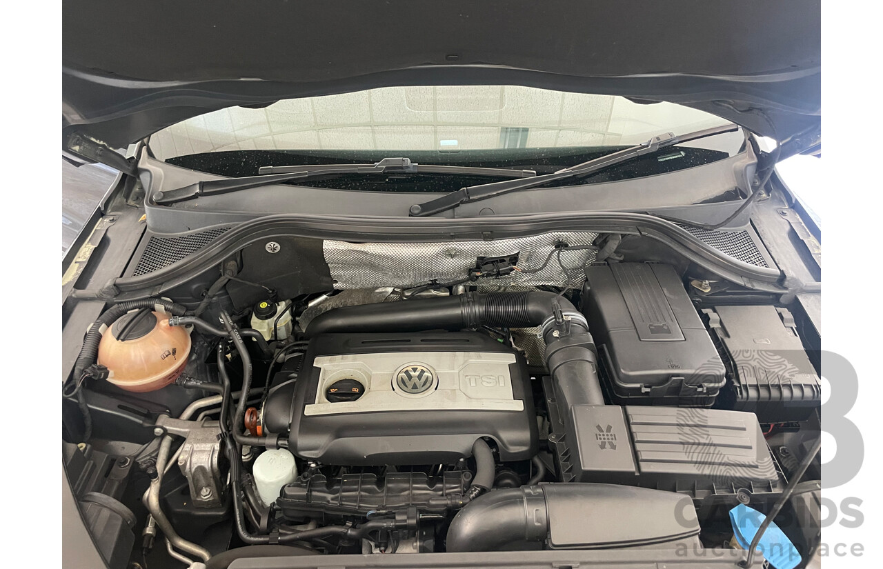01/2011 Volkswagen Tiguan 125 TSI 4x4 5NC MY11 4D Wagon Black 2.0L