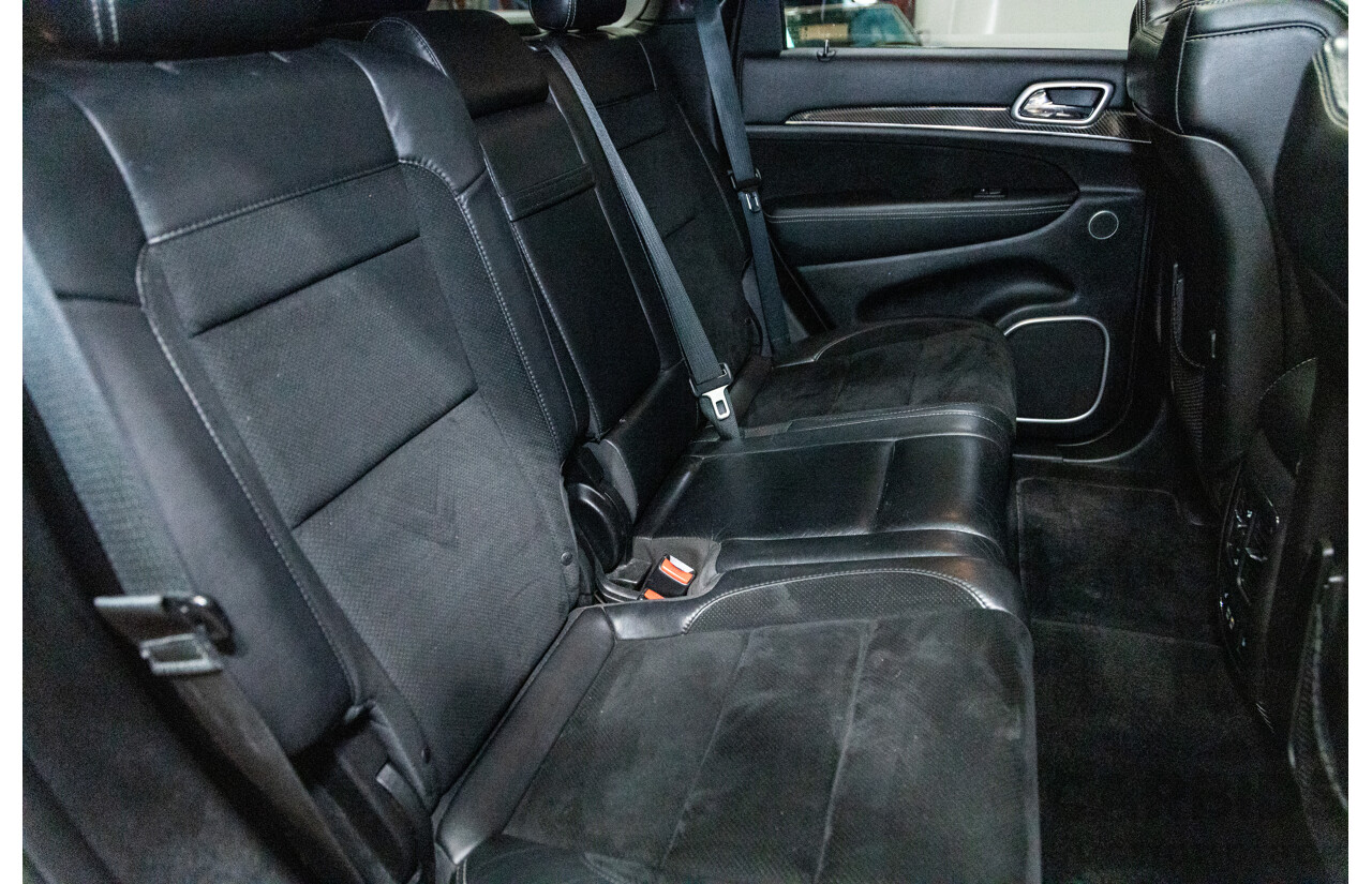 02/2014 Jeep Grand Cherokee SRT 8 (4x4) WK MY14 4d Wagon Redline Pearl V8 6.4L