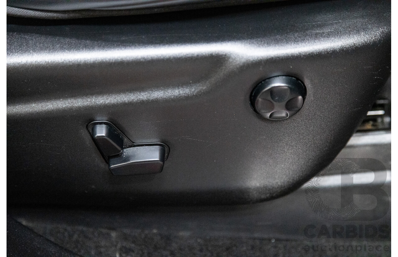 02/2014 Jeep Grand Cherokee SRT 8 (4x4) WK MY14 4d Wagon Redline Pearl V8 6.4L