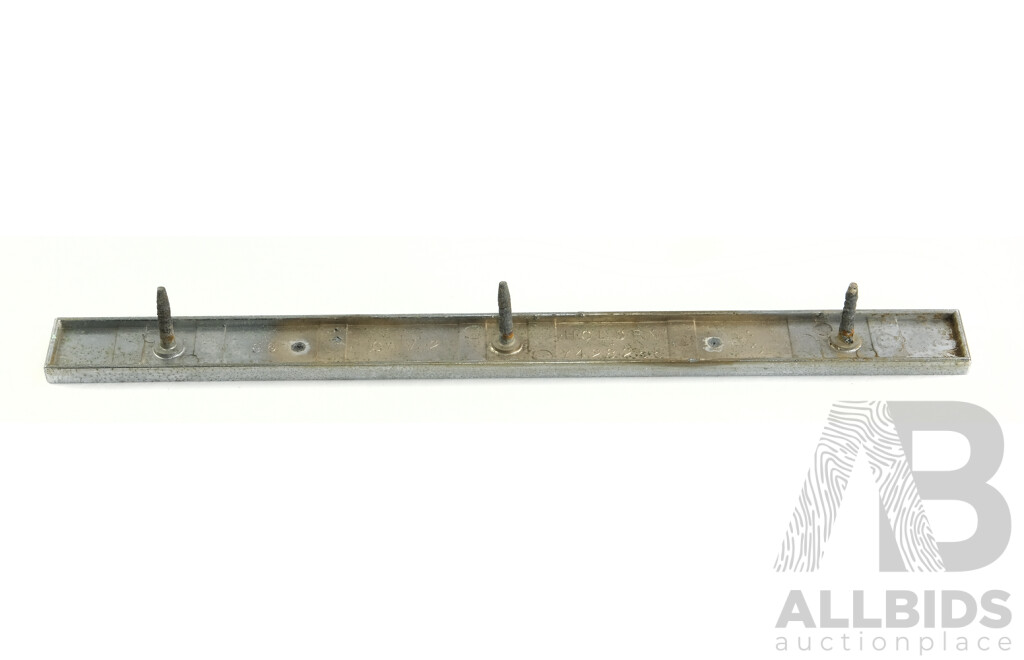 Vintage Holden HR Special Badge