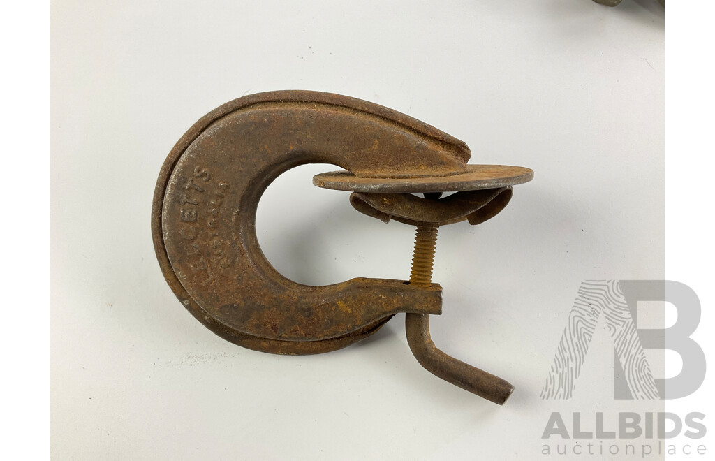 Five Vintage Vulcanizer Clamps Including Super Vulcanizer MFG. Co and Leggetts, Made in Australia